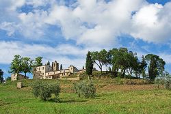 veduta panoramica del complesso della Pieve visto da sud